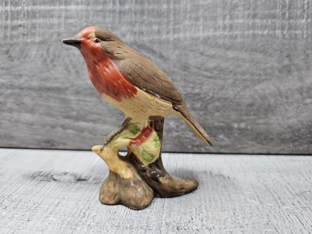 Vintage Bird Figurine On Tree Trunk, Multi-Colored Robin Ceramic G16c11